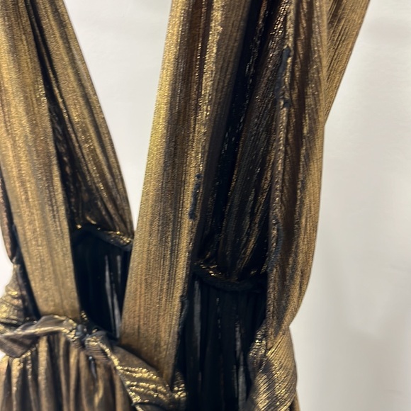 Bronx and Banco Goddess Gown in Gold - Picture 10 of 12